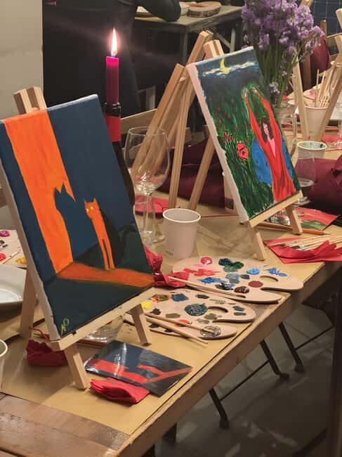 Art and Wine Lab painting experience in Venice and Milano - The Experience in Detail