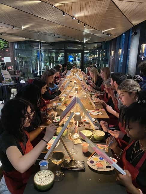 Art and Wine Lab painting experience in Venice and Milano - FAQ