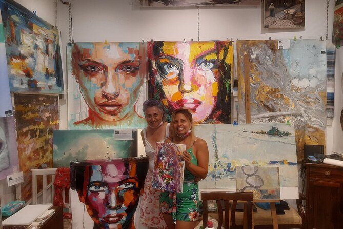 Art Class in the center of Rome! - FAQ