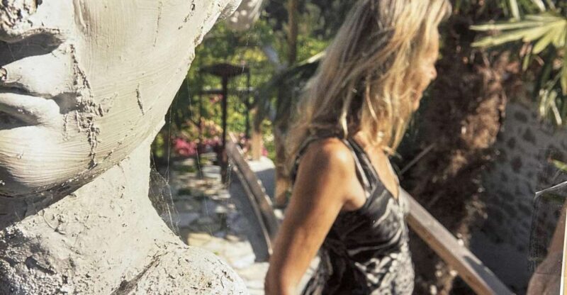 Art studio tour in Italian sculpture gardens - What Is This Tour All About?