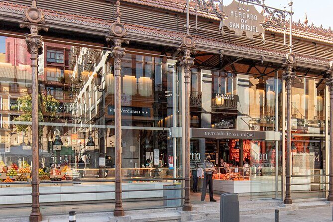 Art & Wine Experience: Thyssen Museum Tour & Wine Tasting - What the Reviews Tell Us