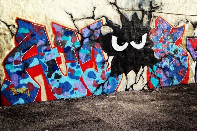 Artist Lead VIP Golf Cart Graffiti Tour - 2-5 ppl - FAQ