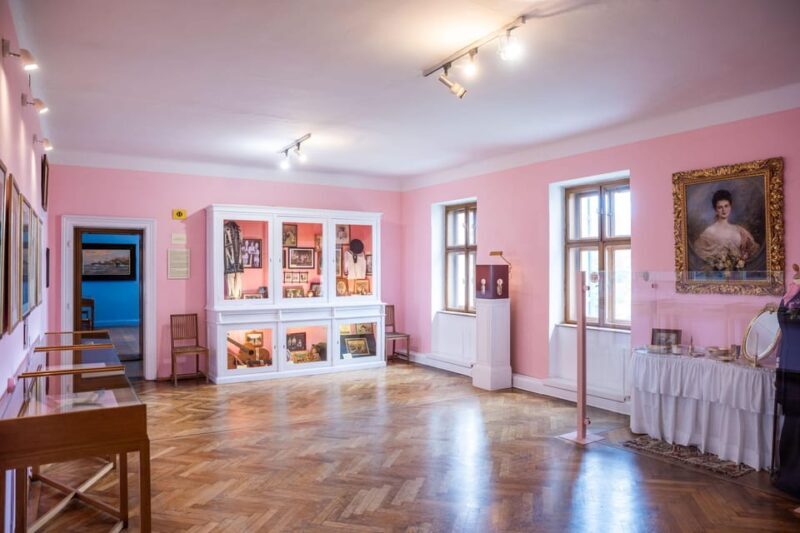 Artstetten: Journey Through Past at Artstetten Castle - A Closer Look at the Experience