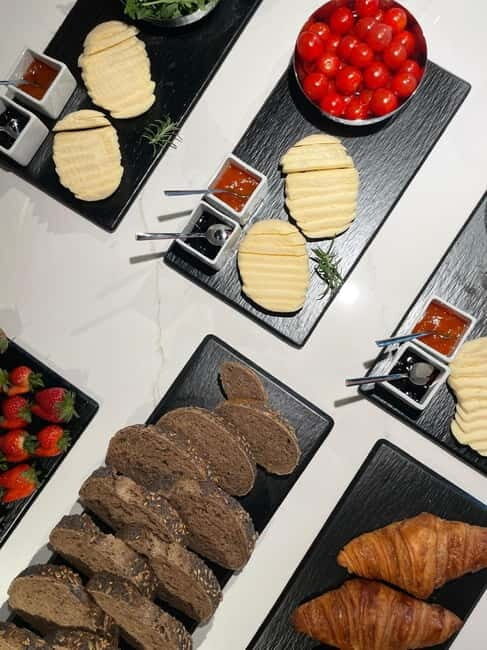 Art&Yoga + Cheese&Wine - Key Points