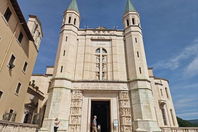 Assisi and Cascia (St. Francis, St. Claire and St. Rita) Private Tour from Rome. - FAQ