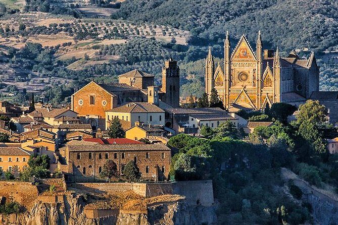 Assisi and Orvieto Full-Day Semi-Private Tour from Rome - The Guide and Overall Experience