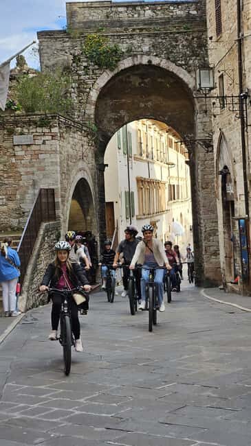 Assisi: E-Bike Rental - Key Points