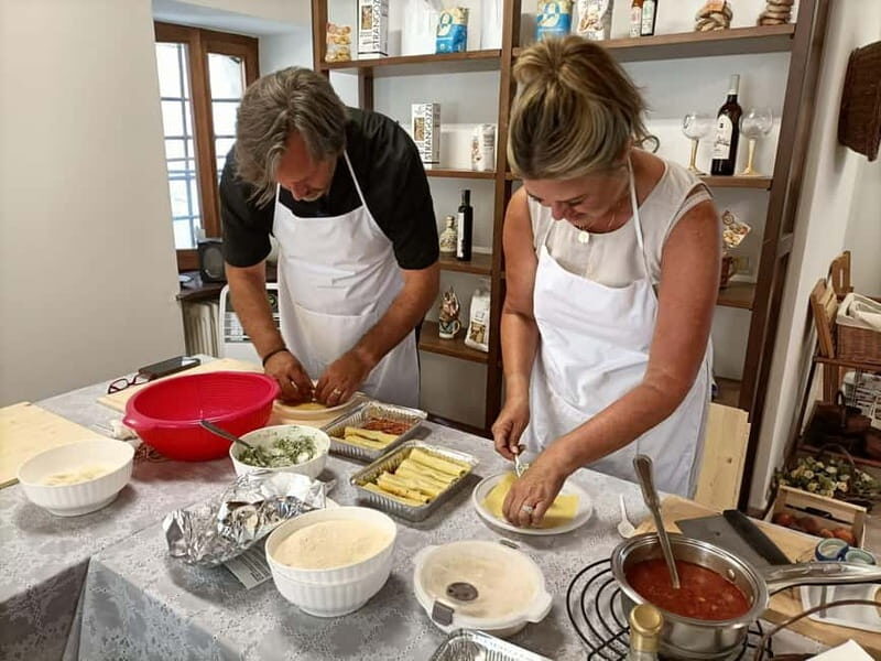 Assisi: Lasagna & Cannelloni Class in Cooking School - An Honest Look at the Assisi Pasta & Sauce Class
