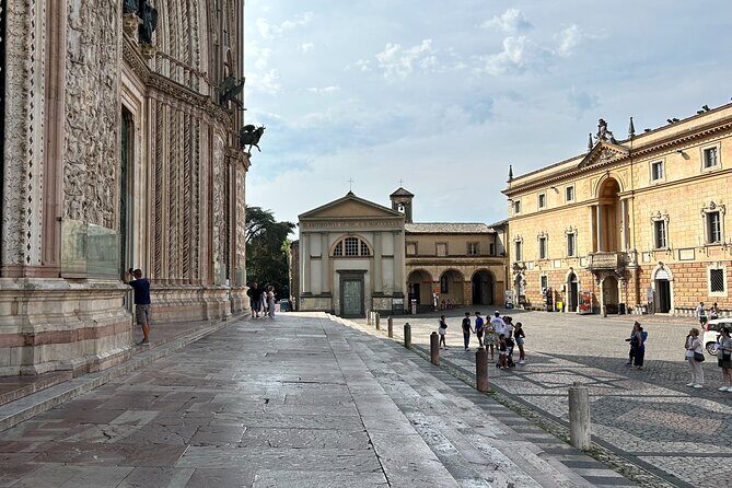 Assisi, Orvieto and Civita di Bagnoregio Full Day Tour from Rome - Authentic Insights from Reviews