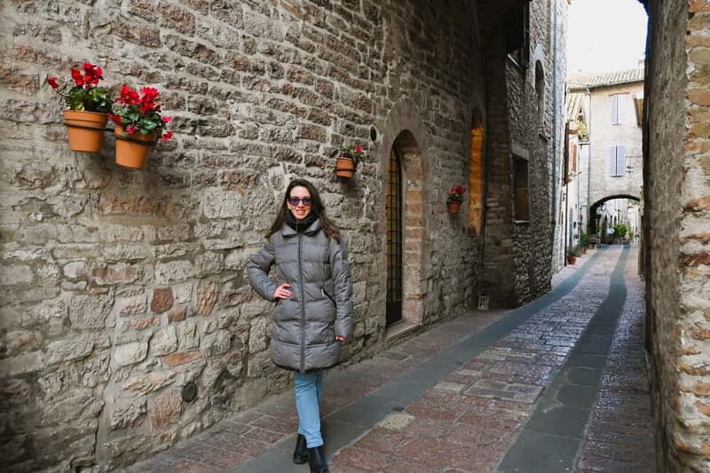 Assisi: Private or Group Photo Session with a Local - Timing, Duration, and Group Size