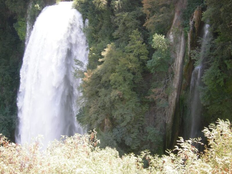 Assisi Rental Vespa '150cc - full day - The Practicalities: Pros and Cons