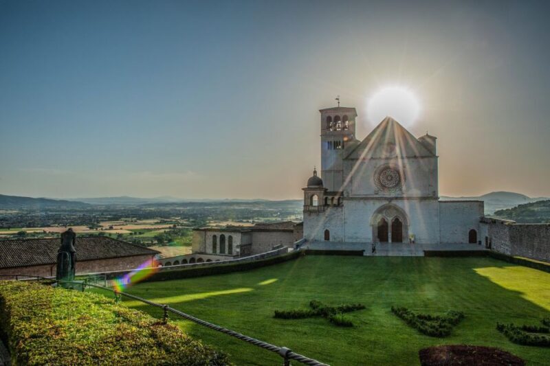 Assisi: Walk in the footsteps of St Francis and Carlo Acutis - A walk through Assisi: what to expect