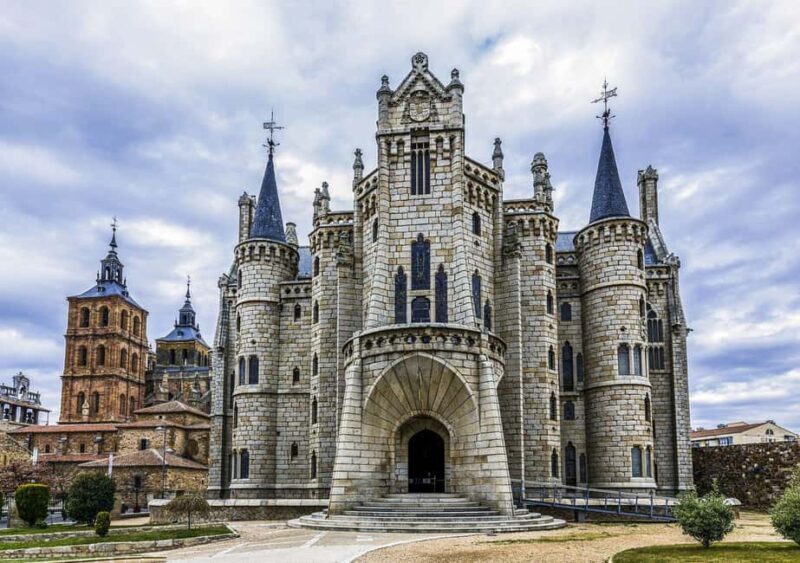 Astorga: Episcopal Palace Ticket & Digital Tour - Final Thoughts: Who Is This Tour For?