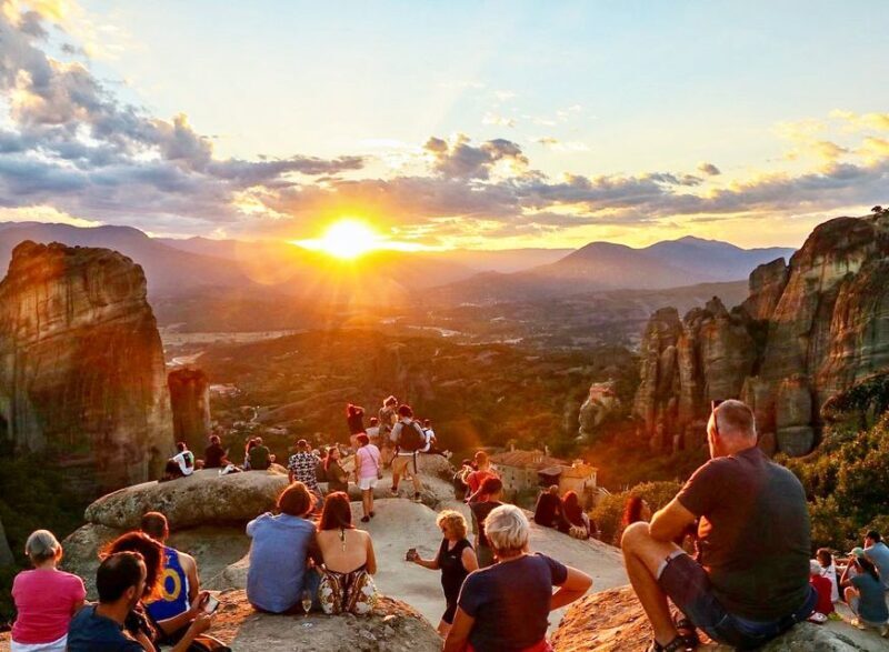 Athens: 2-Day Meteora Tour in Spanish with Guide & Hotel - Is This Tour Worth It?
