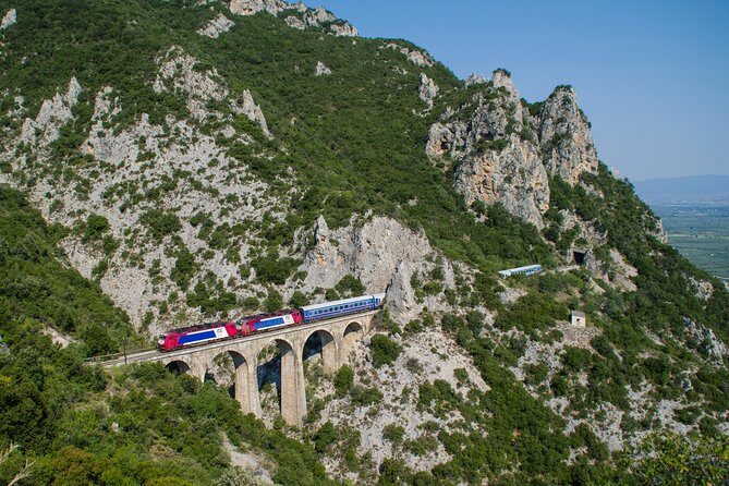 Athens: 3 days 2 nights Meteora with small size tours & hotel - FAQ