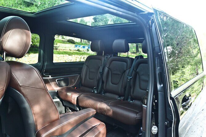 Athens airport to Athens Center private transfer - Key Points