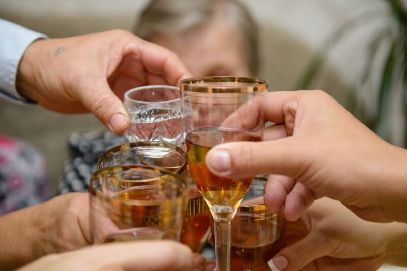 Athens at Twilight Night Tour with Drinks and Meze Dishes - FAQs