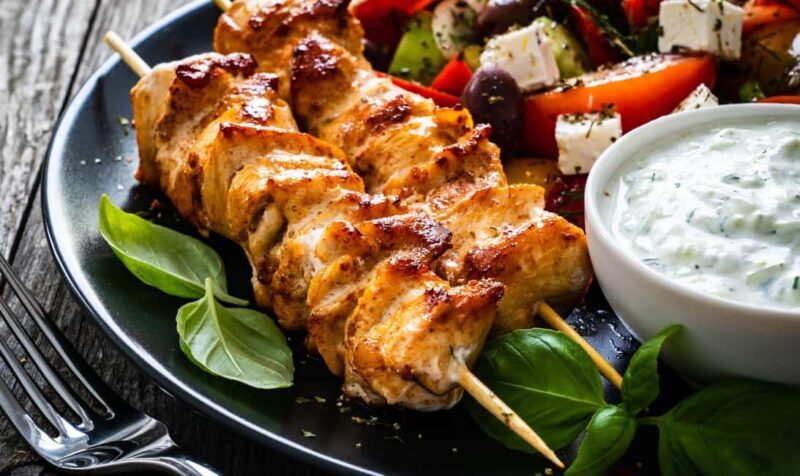 Athens: Full-Day Meteora Tour with Local Guide & Greek Lunch - Discovering Meteora: An Overall Look