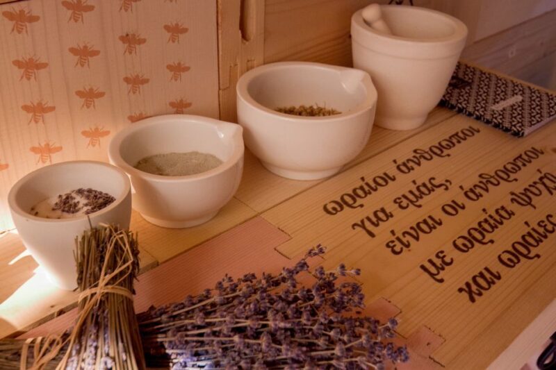 Athens: Greek Fashion Shopping Tour with a Local Expert - Key Points