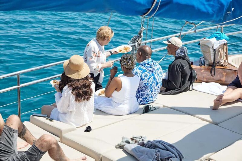 Athens: Hop-On Hop-Off Bus & Saronic Islands Cruise - Who Is This Tour Best For?