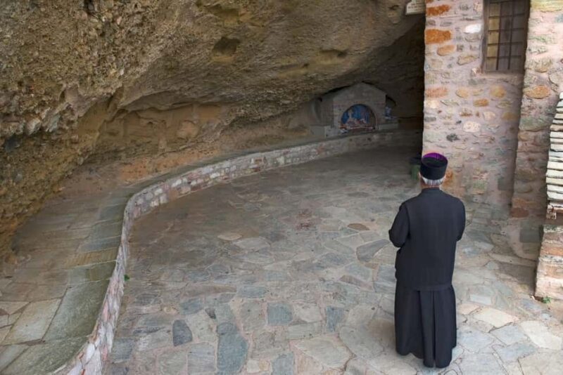 Athens: Meteora 2-Day Tour with Accommodation - What You’ll See and Do