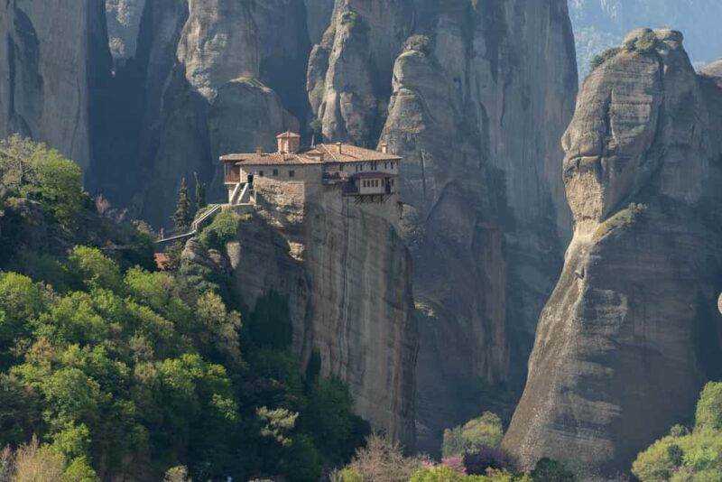Athens: Meteora Monasteries Day Trip with Caves and Lunch - The Return Journey and Sunset Views