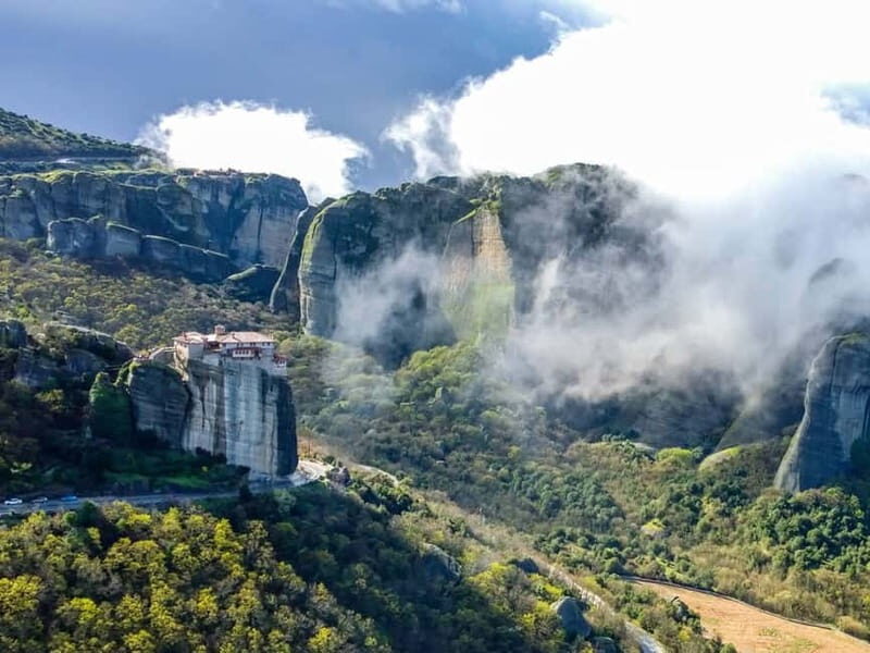 Athens: Meteora Monasteries Day Trip with Caves and Lunch - Who Is This Tour Best For?