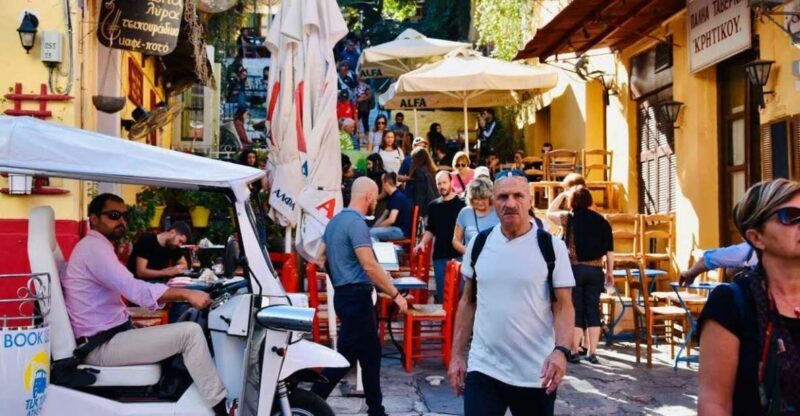 Athens: Private Evening Sightseeing Tour by Electric Tuk-Tuk - What to Expect from the Tour