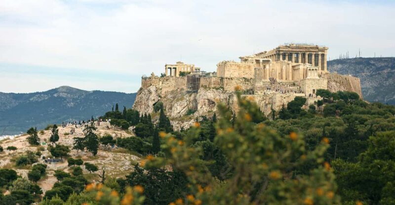 Athens Private Walking Tour in Spanish - Exploring Athens with a Private Spanish-Speaking Guide