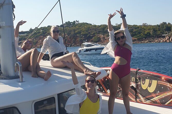Athens Riviera Catamaran tour with fresh Meal Drinks and Swimming - FAQs
