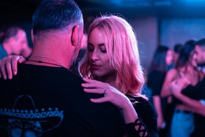Athens Salsa Lovers dancing experience - Who Will Love This Experience?