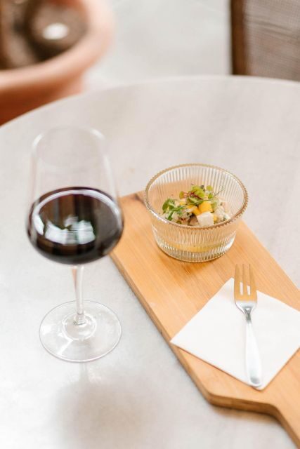 Athens: Tasting of 6 Wines from Kefalonia with Food Pairing - Key Points