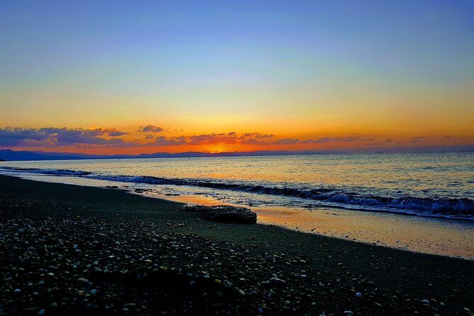 Athens to Lavrio Private Transfer by Mercedes E Class Wagon - Who Is This Transfer Best For?