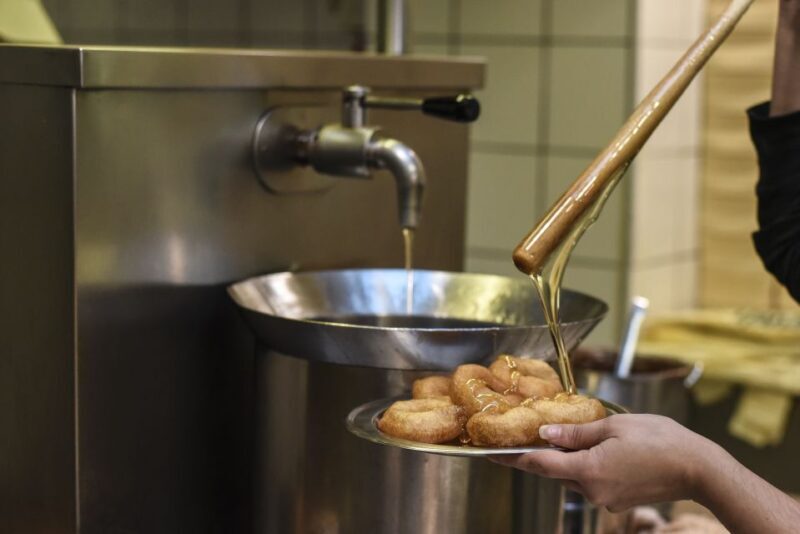 Athens: Ultimate Food Walking Tour with 15 Tastings - Practical Tips for the Tour