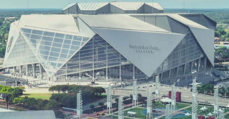 Atlanta: Atlanta Falcons NFL Game at Mercedes Benz Stadium - Analyzing the Experience: What You Can Expect