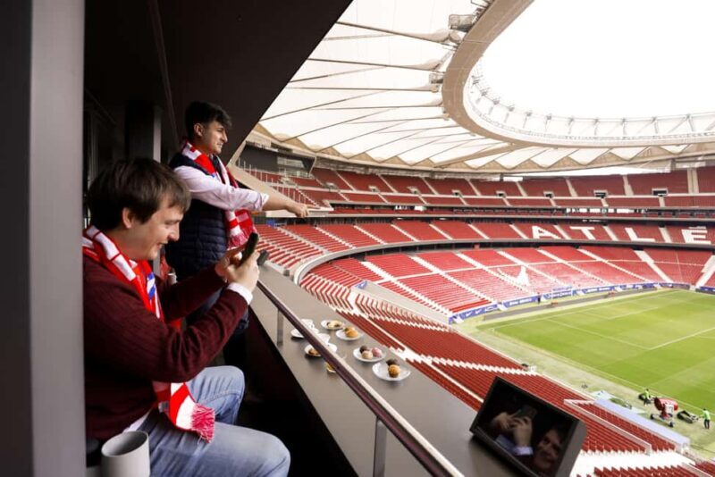 Atletico Madrid: Premium Tour & breakfast in Simeone´s box - The Experience: What’s Included and How It Feels