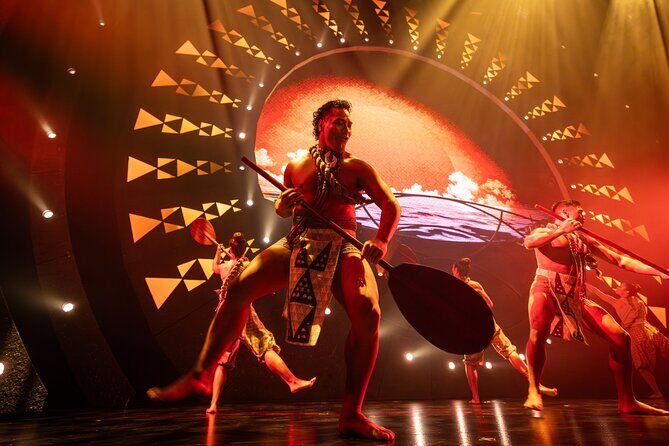 'Auana by Cirque du Soleil at the Waikiki Beachcomber Hotel - The Venue and Seating