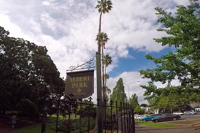Auckland City Volcano & Scenic Highlights Tour - Parnell Rose Gardens