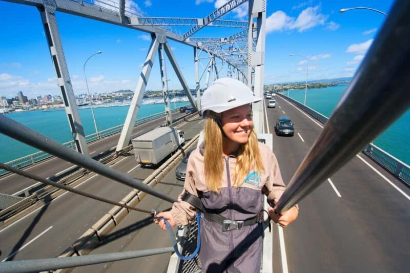 Auckland Harbor Bridge: Bridge Climb - What to Expect from Your Auckland Harbor Bridge Climb