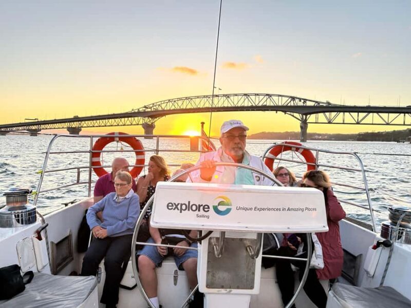 Auckland: Harbour Sailing Cruise with 3-Course Dinner - Key Points
