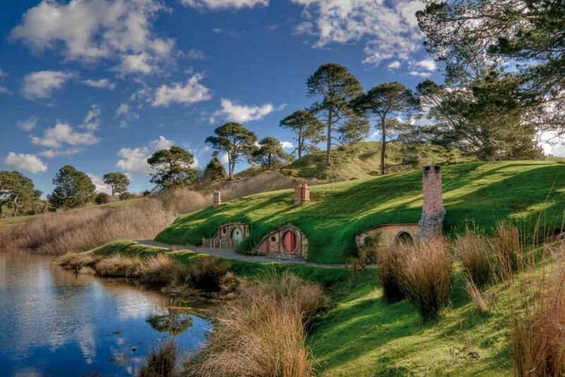 Auckland: Hobbiton Movie Set Tour with Lunch - Spending at the Gift Shop and Final Moments