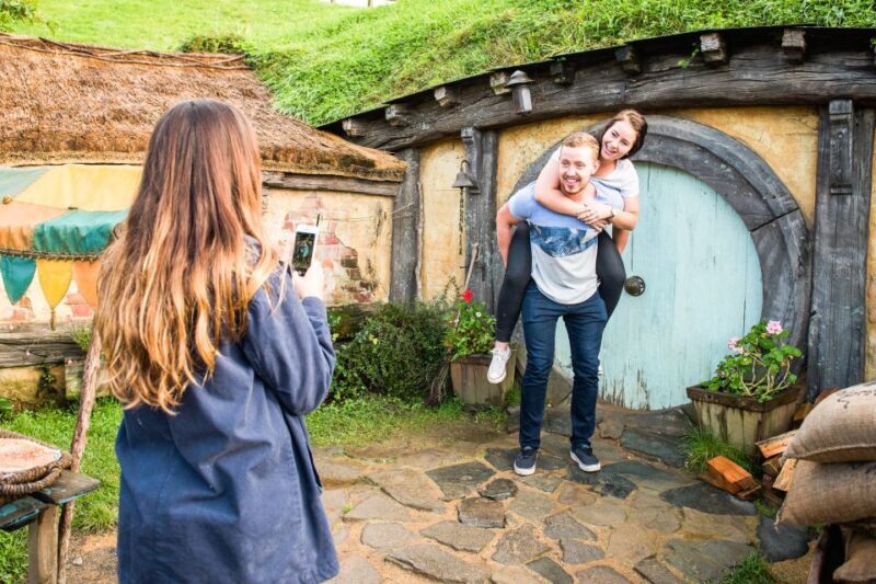Auckland: Hobbiton Movie Set Tour with Lunch - Notable Pros and Cons