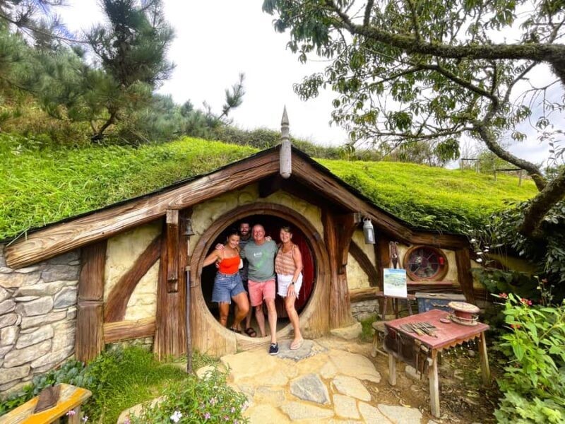 Auckland: Hobbiton, Rotorua and Wai-O-Tapu Day Tour - The Experience: A Deep Dive into the Tour Itinerary