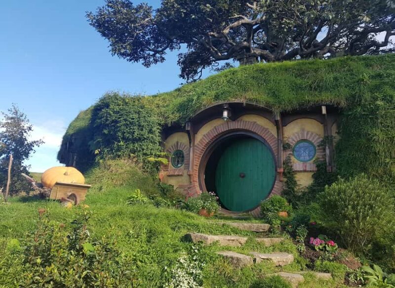 Auckland: Hobbiton, Rotorua, Waiotapu and Waitomo 3-Day Tour - What to Expect from This Tour