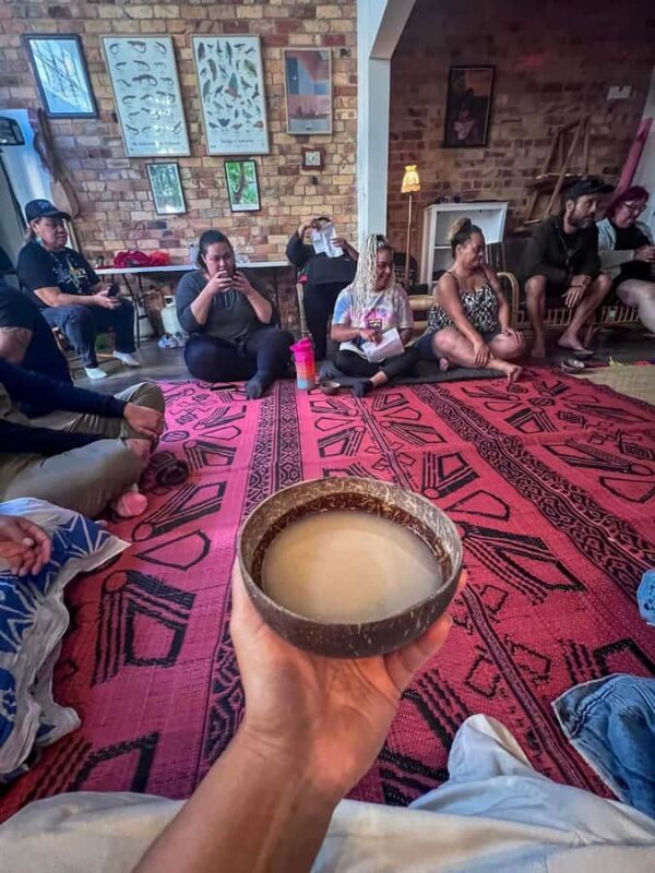 Auckland: Mori Urban Cultural Tour with Hangi Lunch - Transportation, Pacing, and Group Size