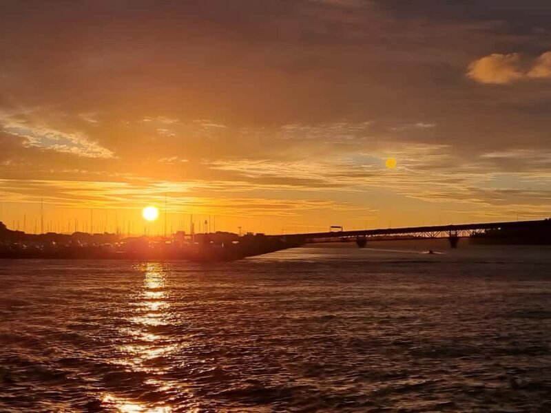 Auckland: Nightlights Harbour Cruise with Canapés and Drink - Frequently Asked Questions