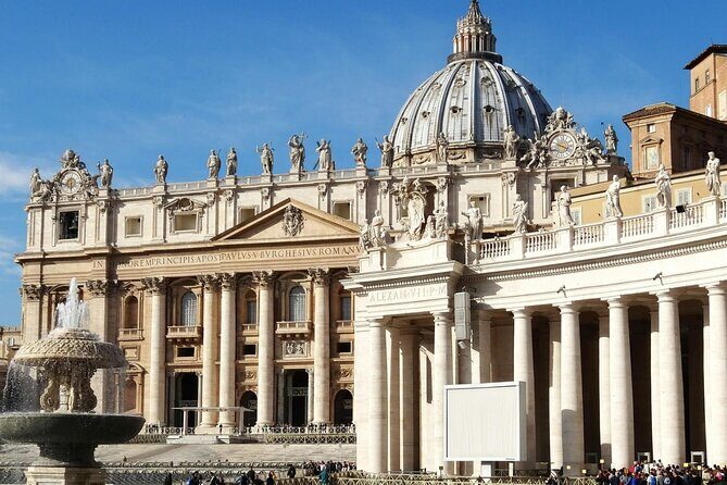 Audio Guide to St Peters Basilica and Entry through the Holy Door - Key Points