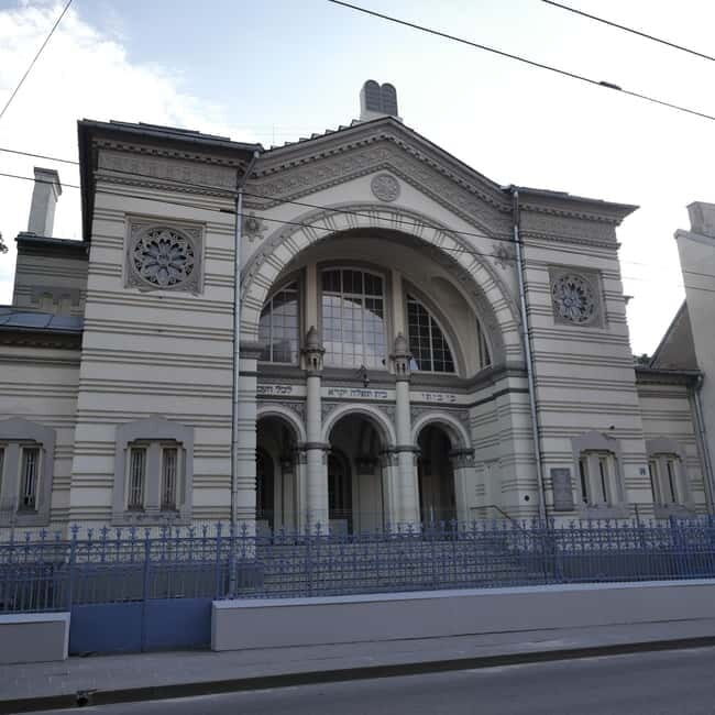 Audio Tour of Vilnius Old Town Core and the South Part 2in1 - Who Should Consider This Tour?