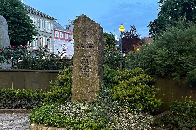 Audio Walking Tour in Bergen Famous Ghosts Location - Skostredet (Shoe Street)