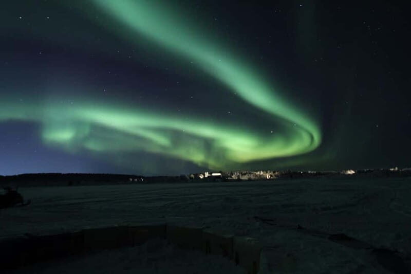 Aurora Hunt on Snowmobile - small groups - An In-Depth Look at the Aurora Hunt on Snowmobile Tour